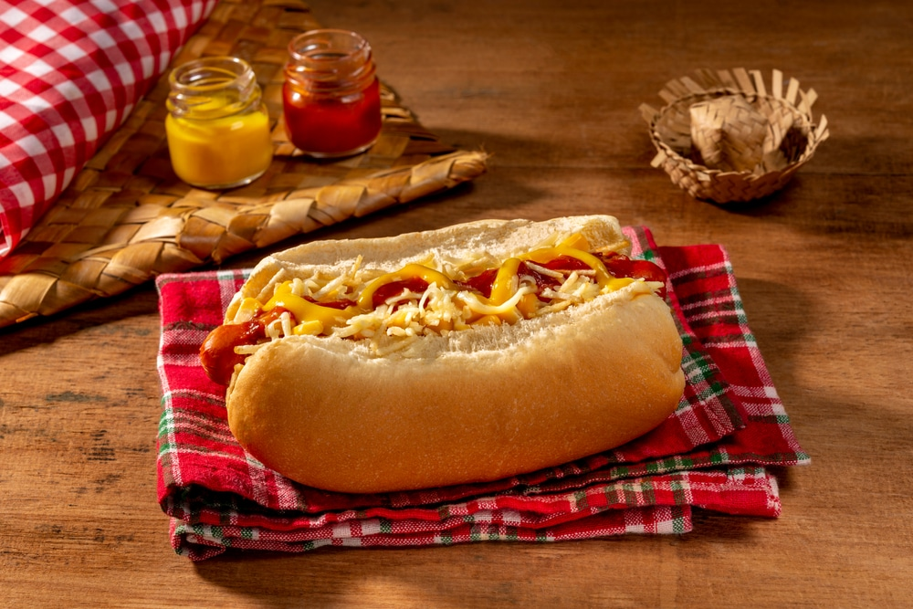 Cachorro Quente ao Molho