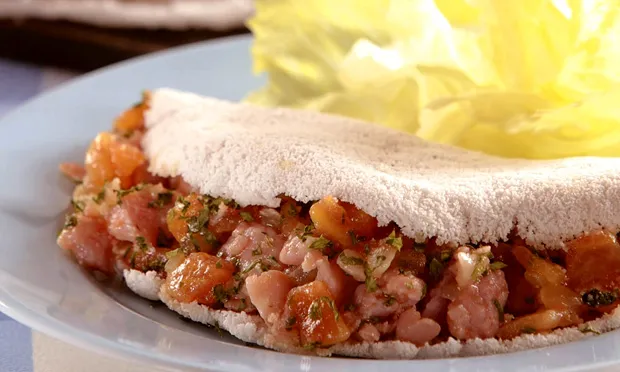 Tapioca Calabresa e Queijo
