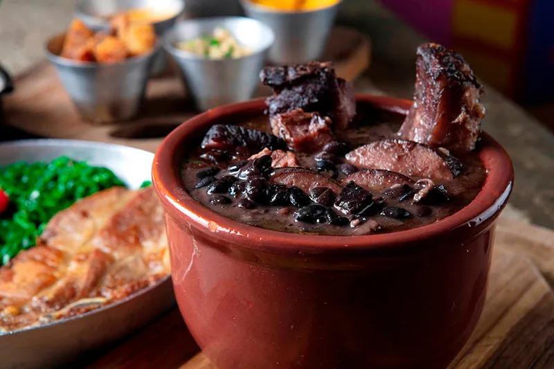 Porção de Feijoada Completa